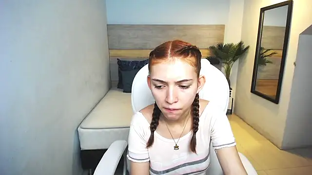 Snapshot of liseth_fox chatting on 24, 12, 2024 liseth fox online show from 24, 12, 2024