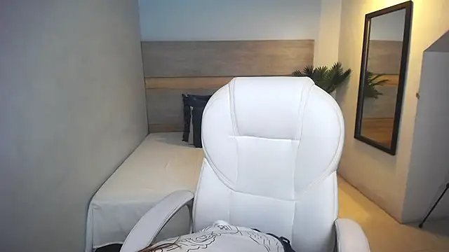 Snapshot of liseth_fox chatting on 16, 1, 2025 liseth fox online show from 16, 1, 2025