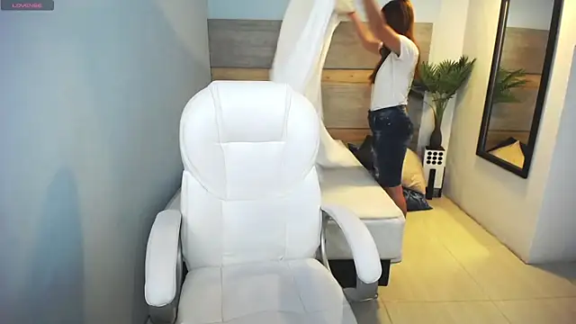 Snapshot of liseth_fox chatting on 27, 2, 2025 liseth fox online show from 27, 2, 2025