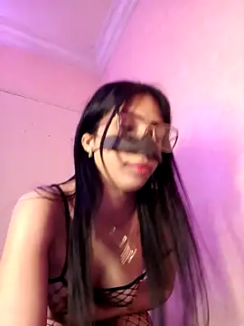 ---sophia--- online show from 8, 4, 2026