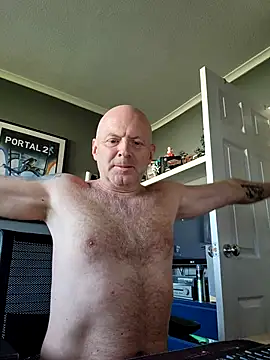 Alwaysreadysex69 online show from 25, 2, 2026