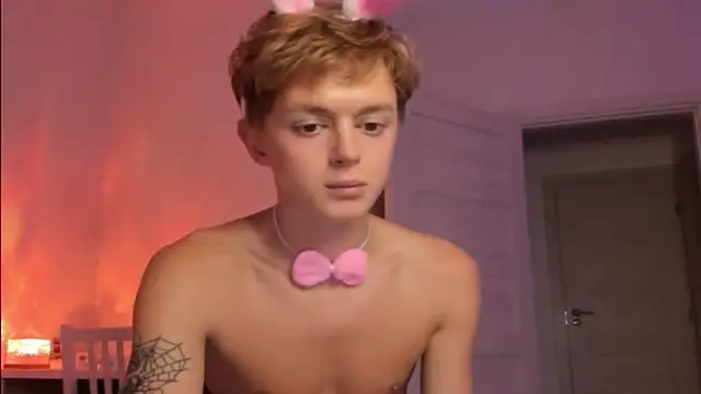 Snapshot of agelandreww chatting on 2, 11, 2025 agelandreww online show from 2, 11, 2025