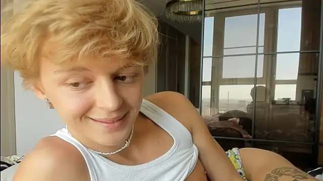 agelandreww online show from 25, 4, 2026