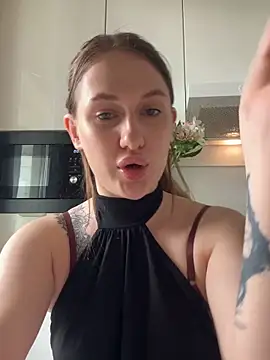 Snapshot of Chanel__May chatting on 4, 5, 2026 Chanel May online show from 4, 5, 2026