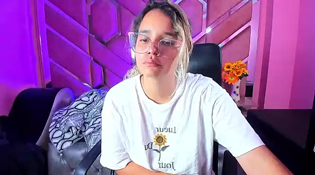 Olivia Fox69 online show from 14, 3, 2025