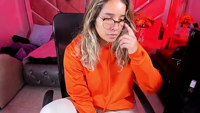 Olivia Fox69 online show from 30, 9, 2025