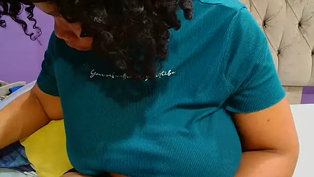 YELLOWBUSTYMELLONS online show from 10, 3, 2026