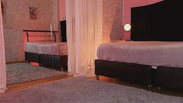 Julieta Cortes   online show from 24, 4, 2026