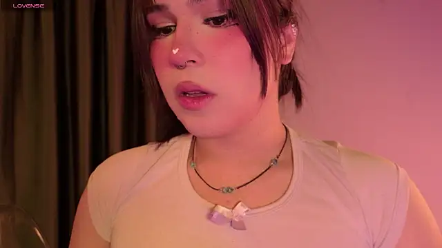 Yuri Stars online show from 23, 4, 2026