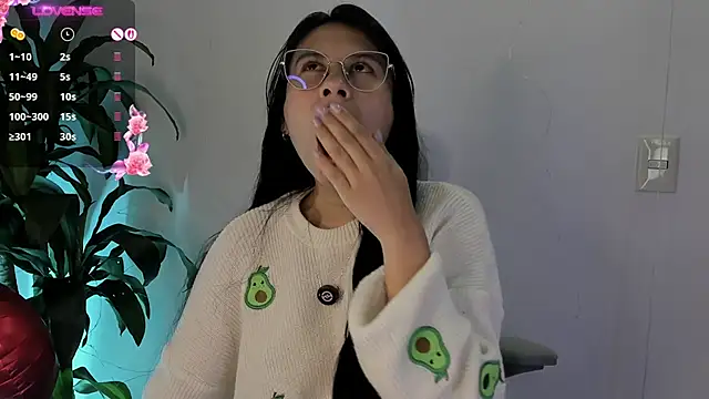 NayeCloud online show from 16, 4, 2026