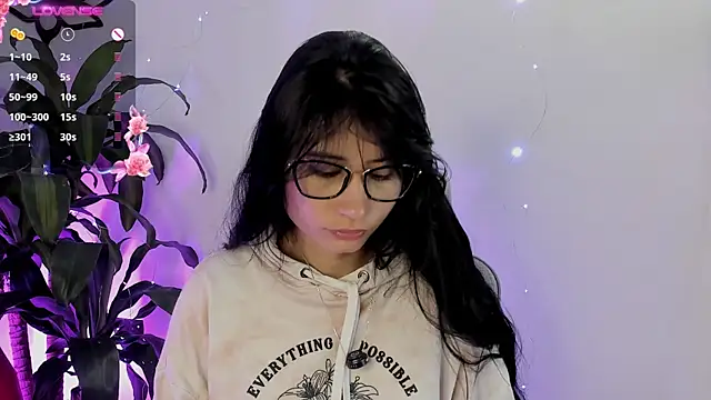 NayeCloud online show from 24, 4, 2026