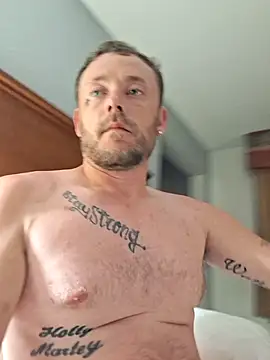 Snapshot of dadyyD95 chatting on 7, 7, 2026 dadyyD95 online show from 7, 7, 2026