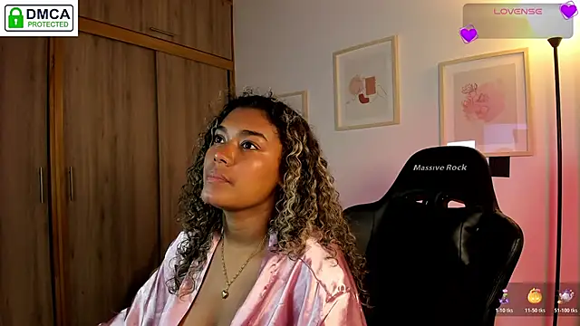 aleja montiel   online show from 14, 11, 2025