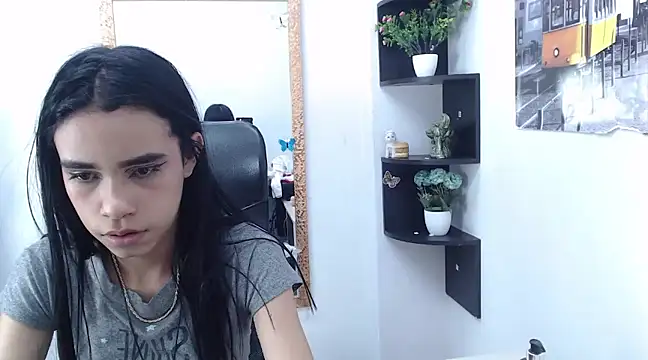 Jasmin Skinny online show from 25, 1, 2025