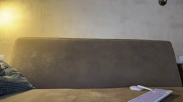 weshycouple online show from 19, 2, 2026