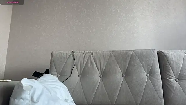 weshycouple online show from 27, 6, 2026