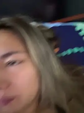 xLadyScarlettx online show from 18, 1, 2025