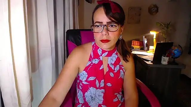 danielle rose 1 online show from 20, 4, 2026