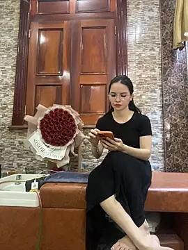 LiLi-Kirix99 online show from 26, 5, 2026