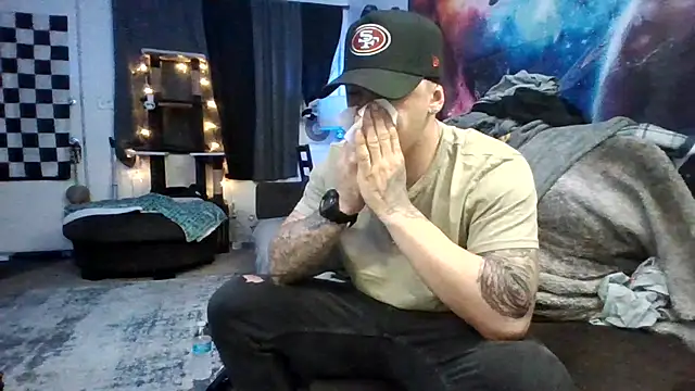 Snapshot of Antoniothedon chatting on 13, 12, 2024 Antoniothedon online show from 13, 12, 2024