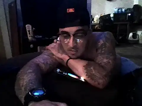 Snapshot of Antoniothedon chatting on 26, 1, 2025 Antoniothedon online show from 26, 1, 2025