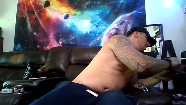 Snapshot of Antoniothedon chatting on 23, 10, 2025 Antoniothedon online show from 23, 10, 2025