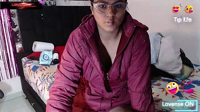 SweetAlmaa online show from 14, 7, 2026