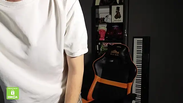 Snapshot of Keytaro chatting on 17, 9, 2025 Keytaro online show from 17, 9, 2025