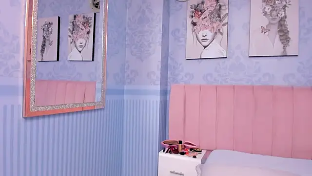 Isa little4u online show from 29, 1, 2025