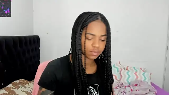 Snapshot of Marce_22 chatting on 25, 2, 2025 Marce 22 online show from 25, 2, 2025