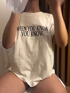 Beautiful arab online show from 19, 4, 2026