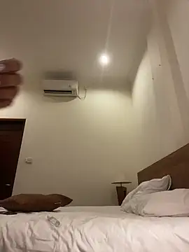 Beautiful arab online show from 25, 4, 2026