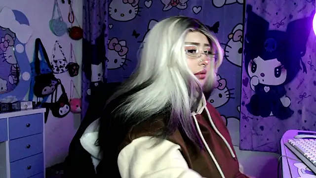 lussyevans24 online show from 24, 3, 2026