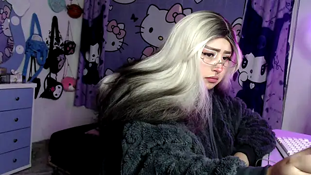 lussyevans24 online show from 24, 4, 2026