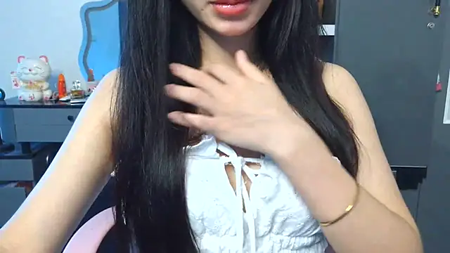 Snapshot of Baby-sexygirl01 chatting on 23, 7, 2026 Baby-sexygirl01 online show from 23, 7, 2026