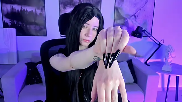 LexiWenford online show from 4, 12, 2024