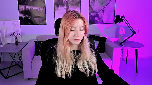 LexiWenford online show from 9, 12, 2024