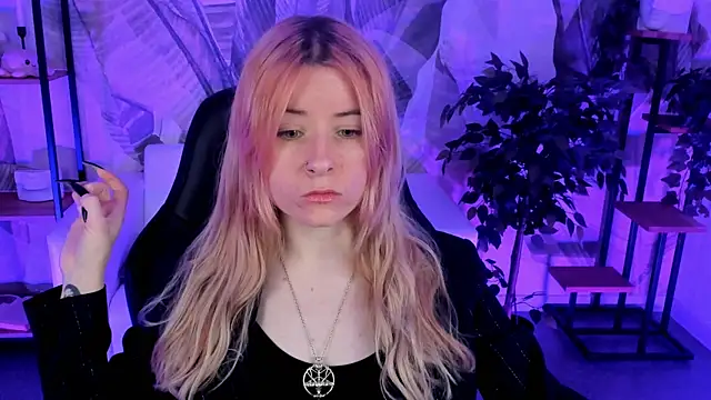 LexiWenford online show from 14, 12, 2024