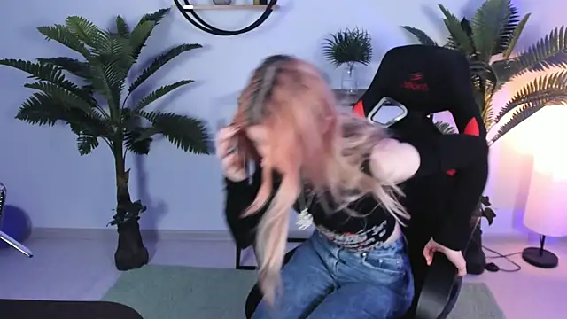 LexiWenford online show from 20, 12, 2024