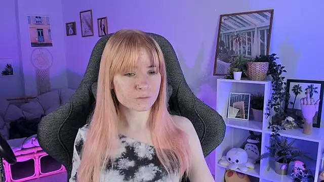 LexiWenford online show from 4, 3, 2025