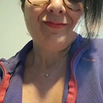 Viola8p online show from 6, 11, 2025