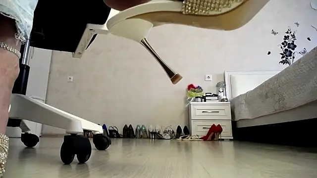 Snapshot of Devil_Goddess chatting on 7, 2, 2025 Devil Goddess online show from 7, 2, 2025