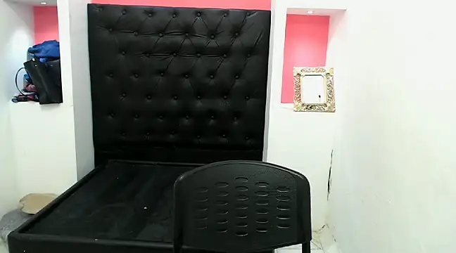 Snapshot of Dona_Tela chatting on 13, 12, 2024 Dona Tela online show from 13, 12, 2024