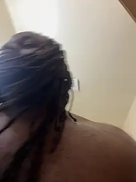 Snapshot of saddlewalker35 chatting on 1, 2, 2025 saddlewalker35 online show from 1, 2, 2025