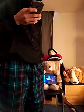 Snapshot of Dennis_2024 chatting on 12, 1, 2025 Dennis 2024 online show from 12, 1, 2025