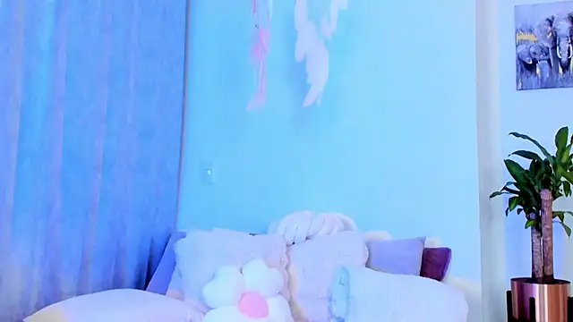 Snapshot of StormiRusso chatting on 10, 3, 2025 StormiRusso online show from 10, 3, 2025