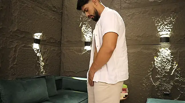 DannSaenz online show from 2, 3, 2025