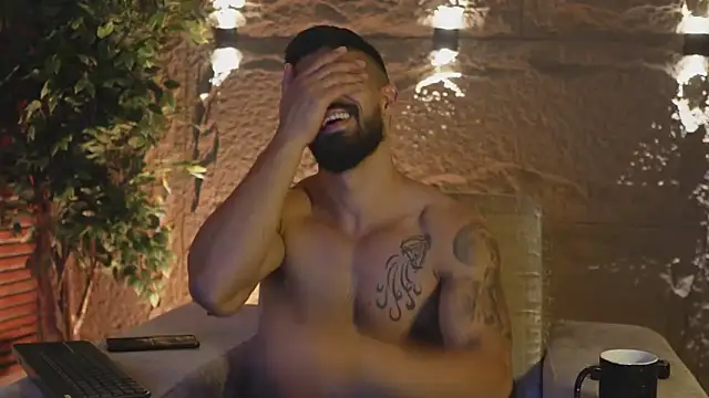 DannSaenz online show from 25, 9, 2025