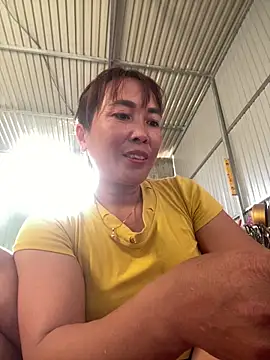 Linaannn online show from 3, 3, 2025