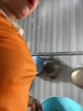 Linaannn online show from 9, 3, 2025